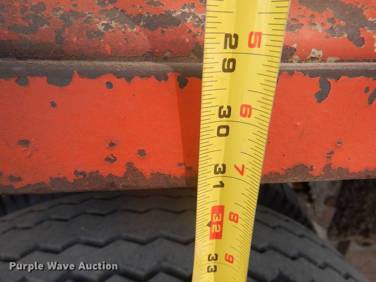 image for item DK8189 1984 International 1754  dump truck