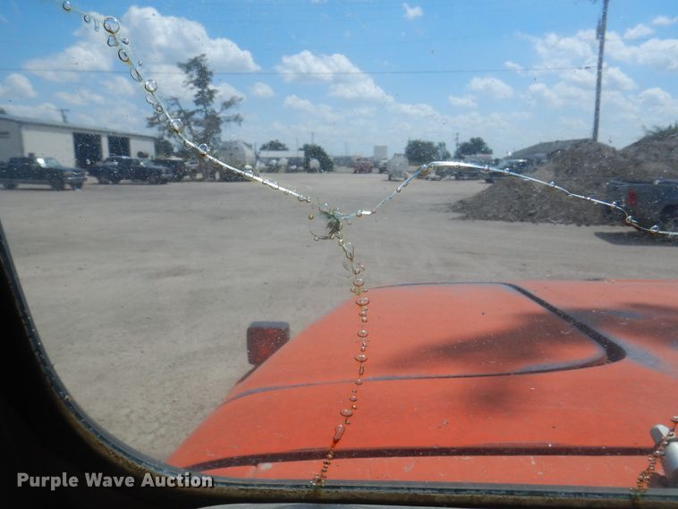 image for item DK8189 1984 International 1754  dump truck