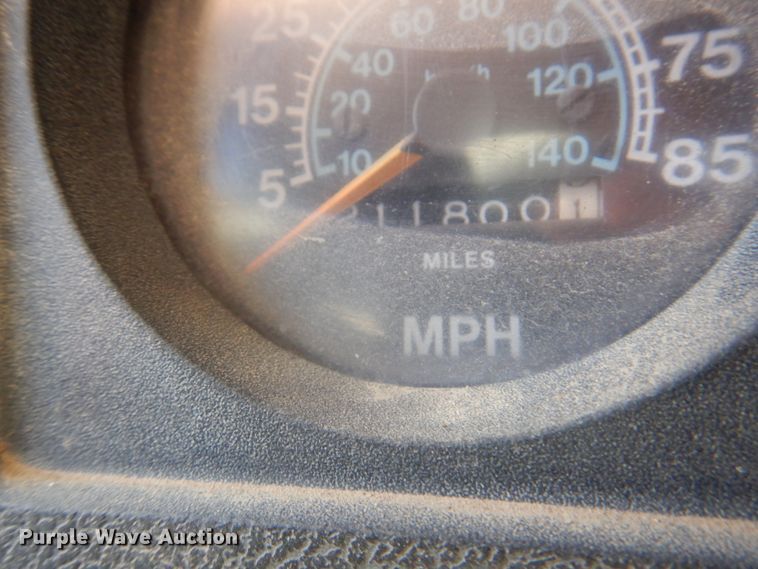 image for item DK8189 1984 International 1754  dump truck