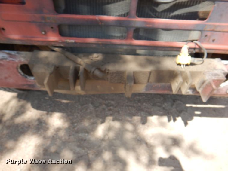 image for item DK8189 1984 International 1754  dump truck