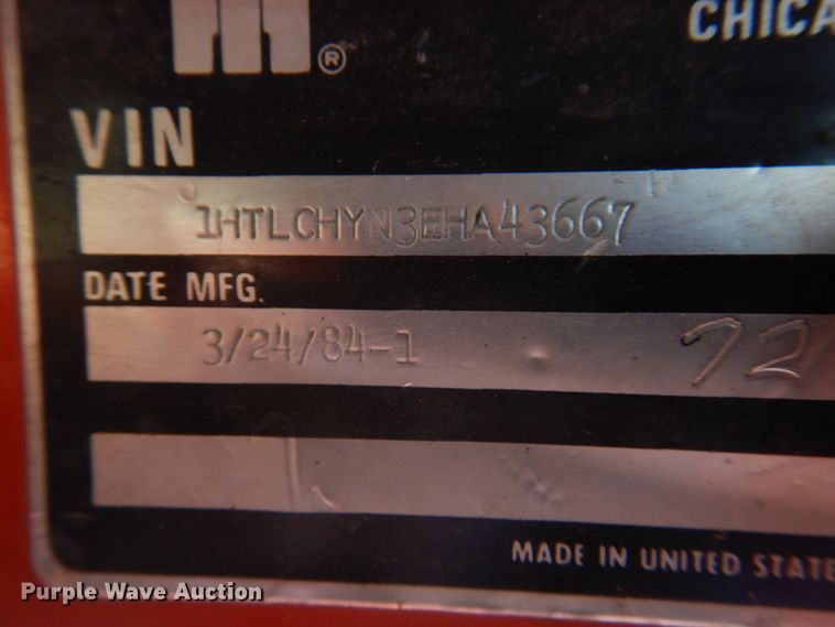 image for item DK8189 1984 International 1754  dump truck