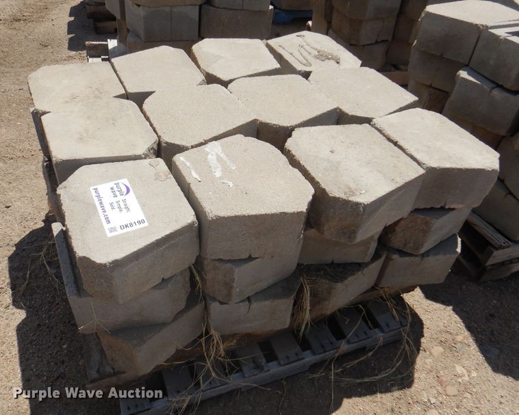 image for item DK8190 (10) pallets of pavers