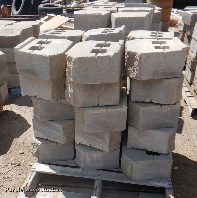 image for item DK8190 (10) pallets of pavers