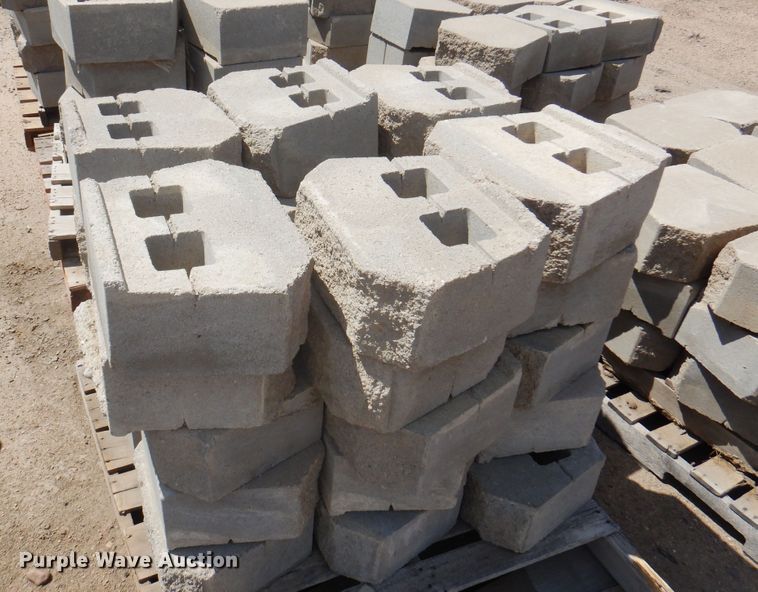 image for item DK8190 (10) pallets of pavers