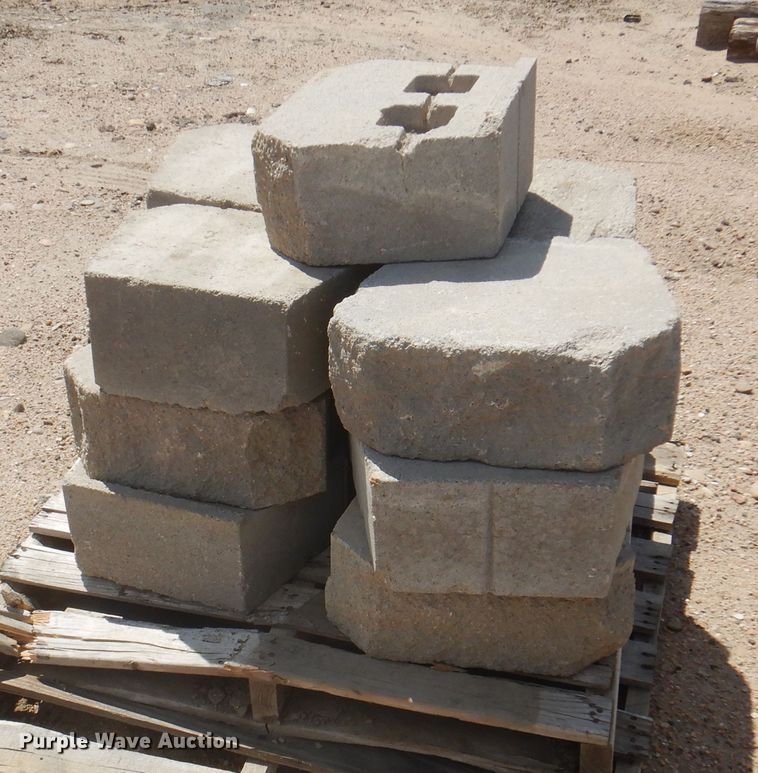 image for item DK8190 (10) pallets of pavers