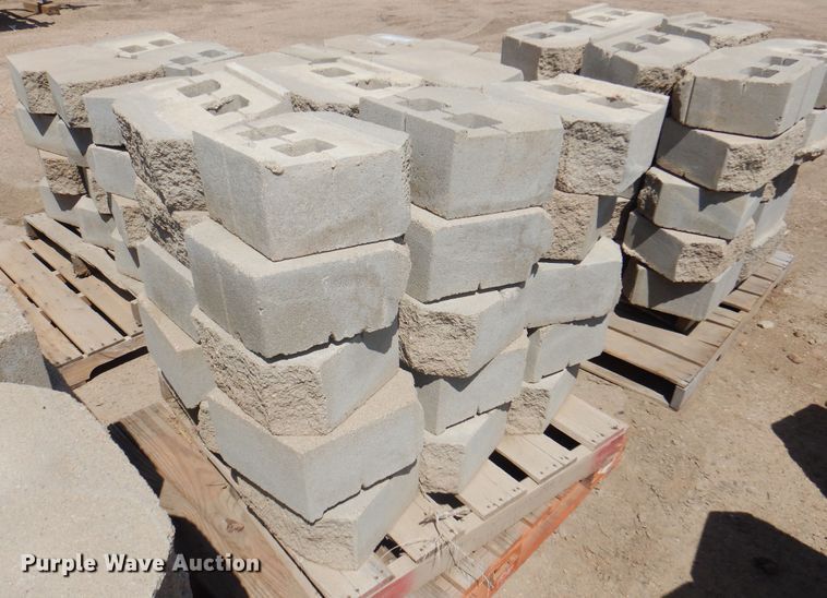 image for item DK8190 (10) pallets of pavers