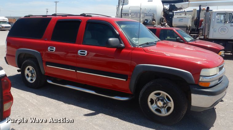 image for item DL0372 2001 Chevrolet Suburban  SUV