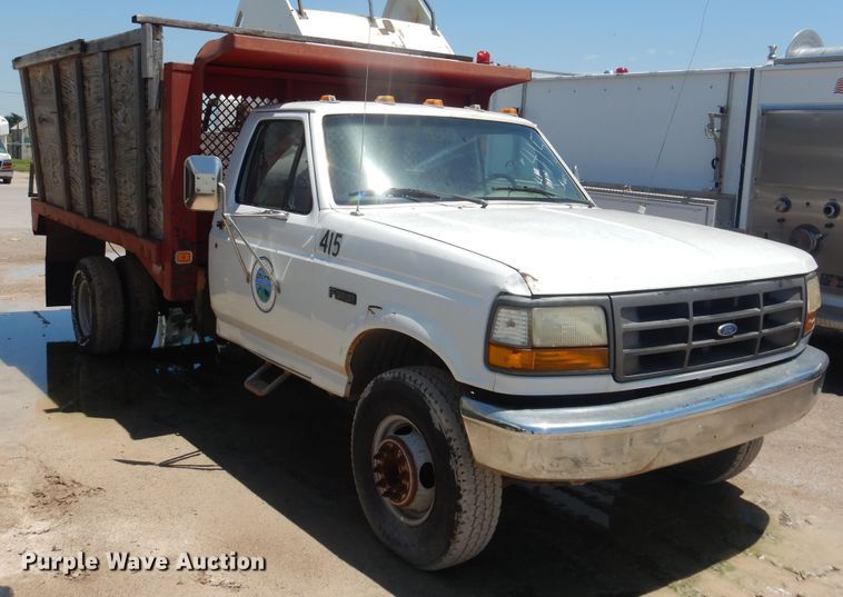 image for item DL0374 1996 Ford F450 Super Duty  dump flatbed truck