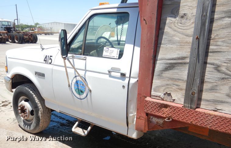 image for item DL0374 1996 Ford F450 Super Duty  dump flatbed truck