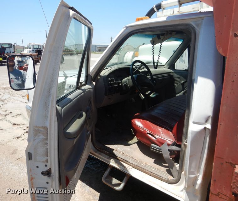 image for item DL0374 1996 Ford F450 Super Duty  dump flatbed truck