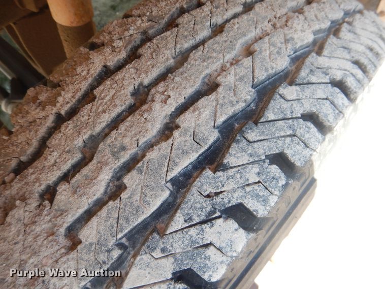 image for item DL0374 1996 Ford F450 Super Duty  dump flatbed truck