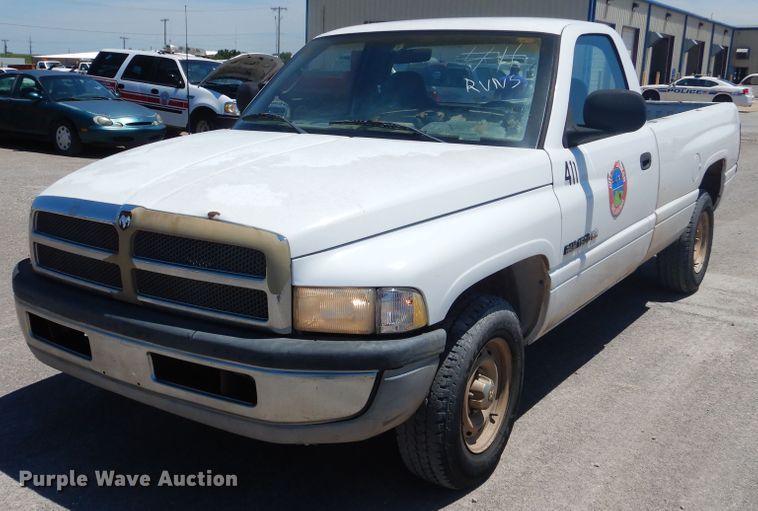 image for item DL0376 1998 Dodge Ram 1500  pickup truck