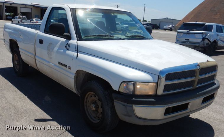 image for item DL0376 1998 Dodge Ram 1500  pickup truck