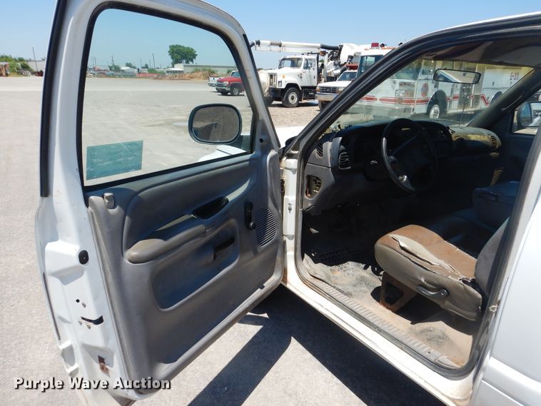 image for item DL0376 1998 Dodge Ram 1500  pickup truck