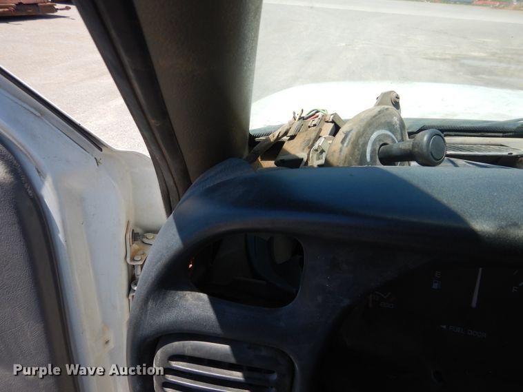 image for item DL0376 1998 Dodge Ram 1500  pickup truck