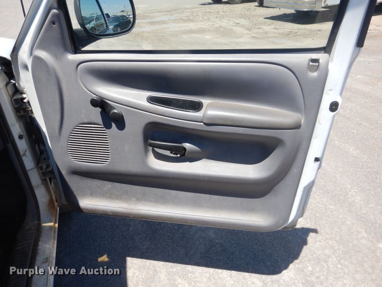 image for item DL0376 1998 Dodge Ram 1500  pickup truck