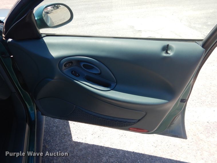 image for item DL0378 1997 Ford Taurus