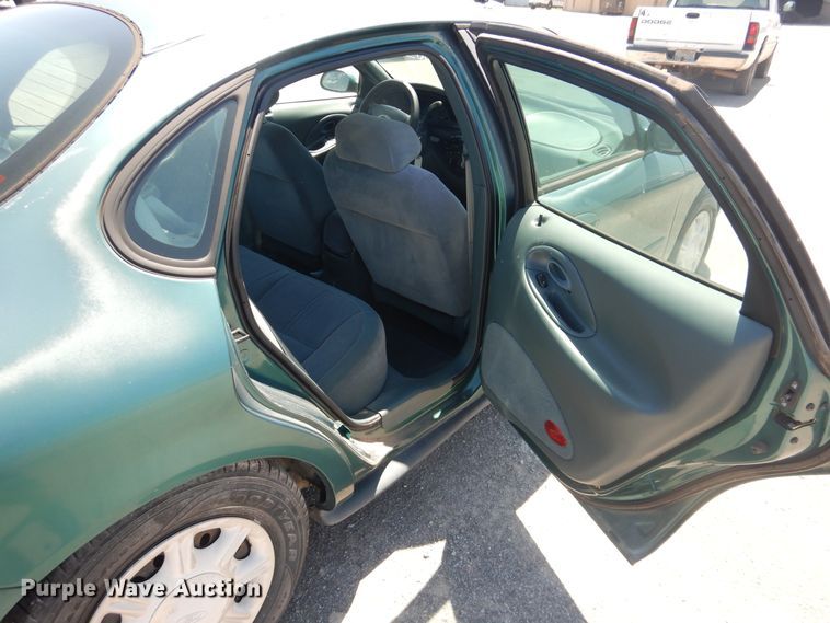 image for item DL0378 1997 Ford Taurus
