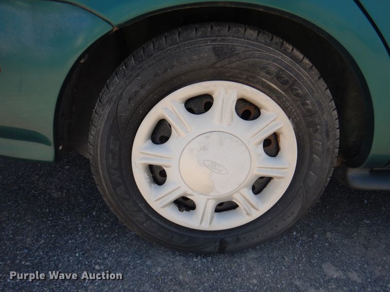 image for item DL0378 1997 Ford Taurus