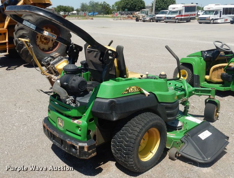 image for item DL0381 2010 John Deere Z925A  ZTR lawn mower