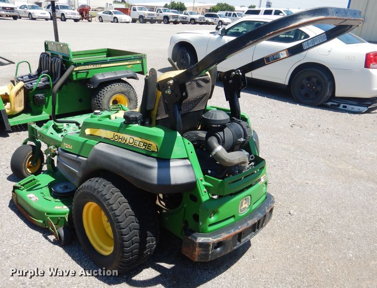 image for item DL0381 2010 John Deere Z925A  ZTR lawn mower