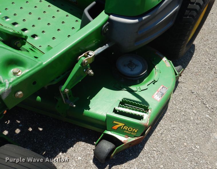 image for item DL0381 2010 John Deere Z925A  ZTR lawn mower