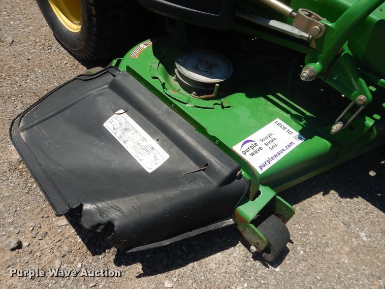 image for item DL0381 2010 John Deere Z925A  ZTR lawn mower