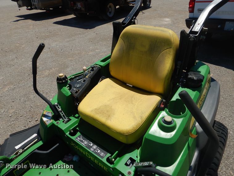 image for item DL0381 2010 John Deere Z925A  ZTR lawn mower