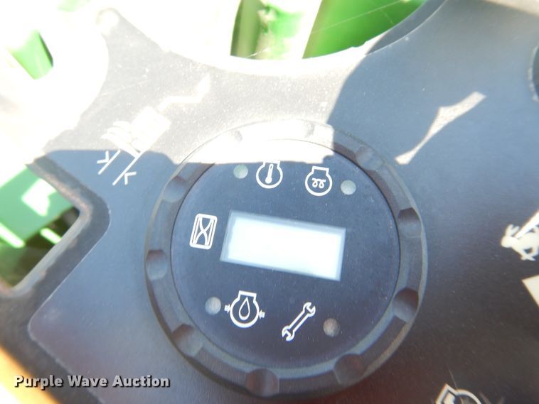 image for item DL0381 2010 John Deere Z925A  ZTR lawn mower