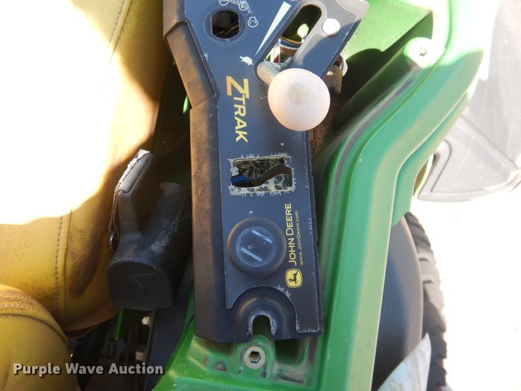 image for item DL0381 2010 John Deere Z925A  ZTR lawn mower