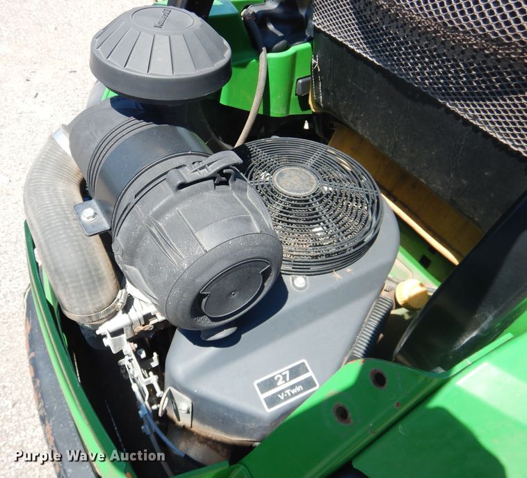 image for item DL0381 2010 John Deere Z925A  ZTR lawn mower