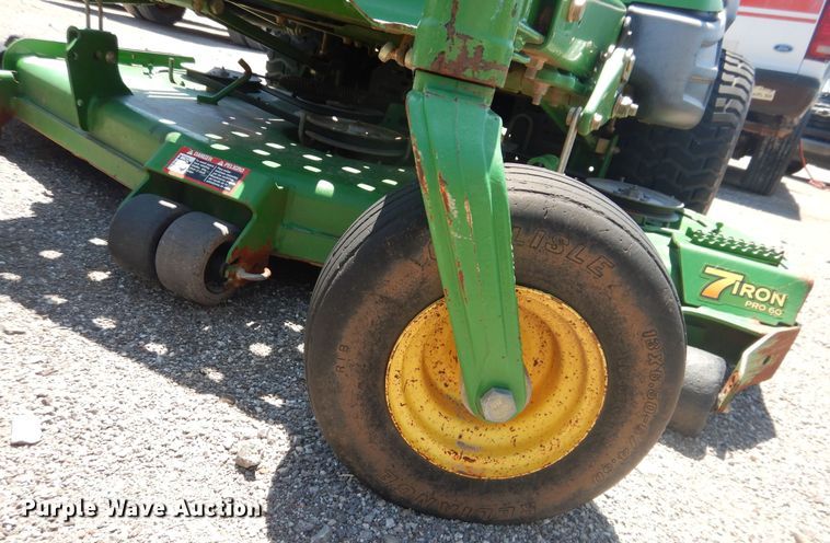 image for item DL0381 2010 John Deere Z925A  ZTR lawn mower