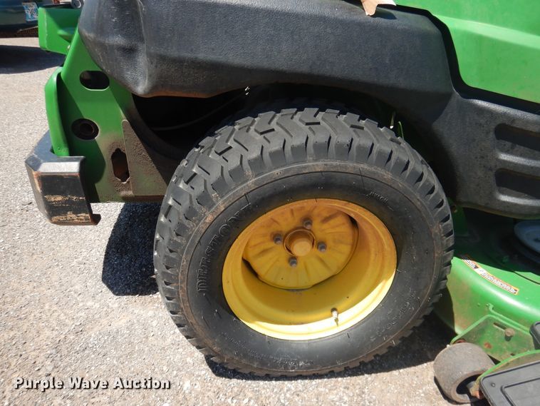 image for item DL0381 2010 John Deere Z925A  ZTR lawn mower