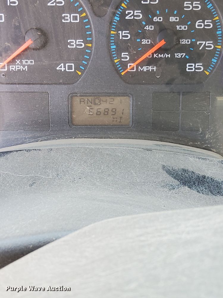 image for item DL0385 2007 International 4300  street sweeper truck