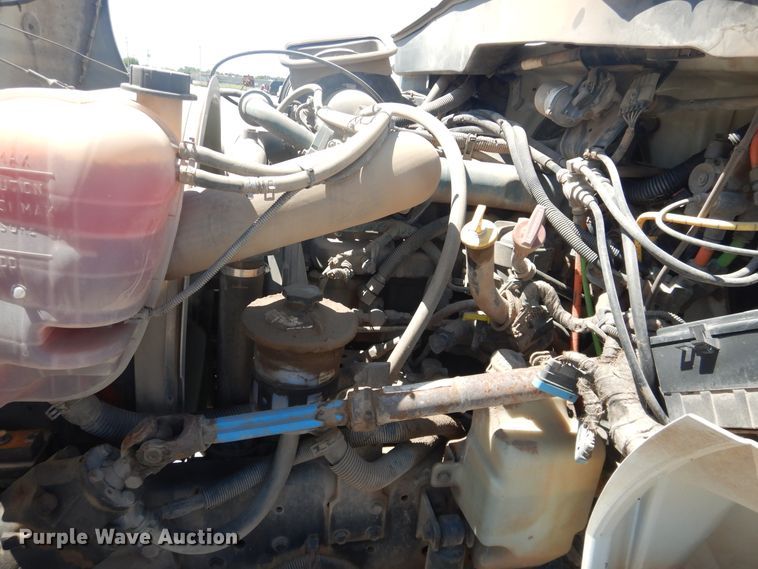 image for item DL0385 2007 International 4300  street sweeper truck