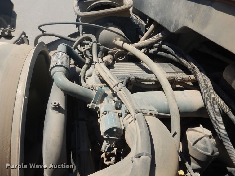 image for item DL0385 2007 International 4300  street sweeper truck