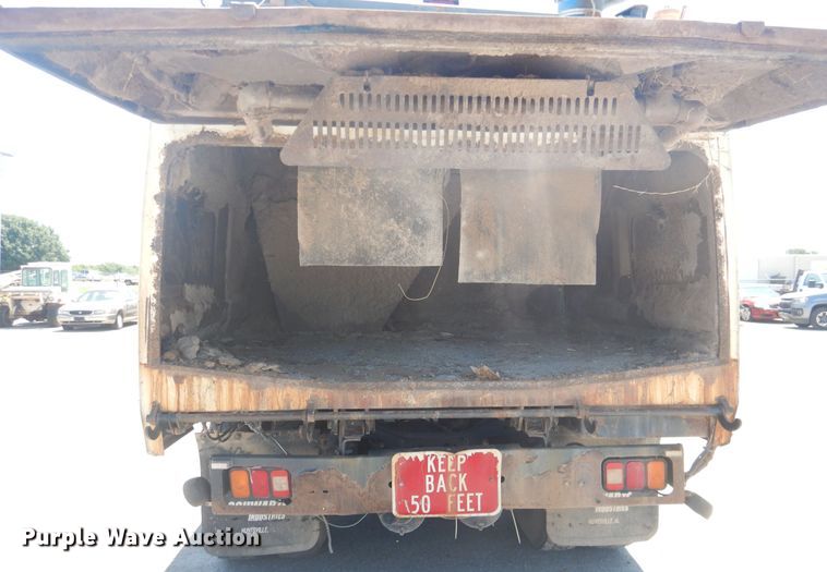 image for item DL0385 2007 International 4300  street sweeper truck