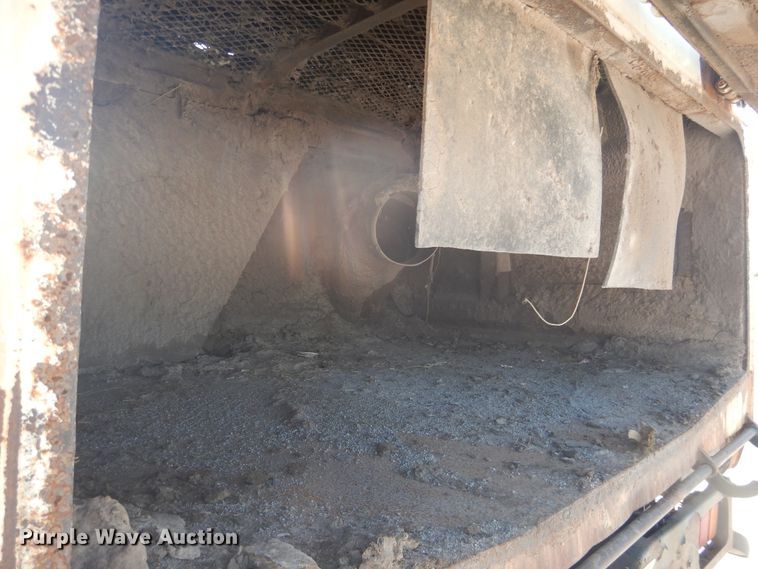 image for item DL0385 2007 International 4300  street sweeper truck