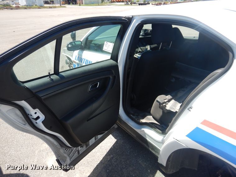 image for item DL0386 2015 Ford Taurus Police