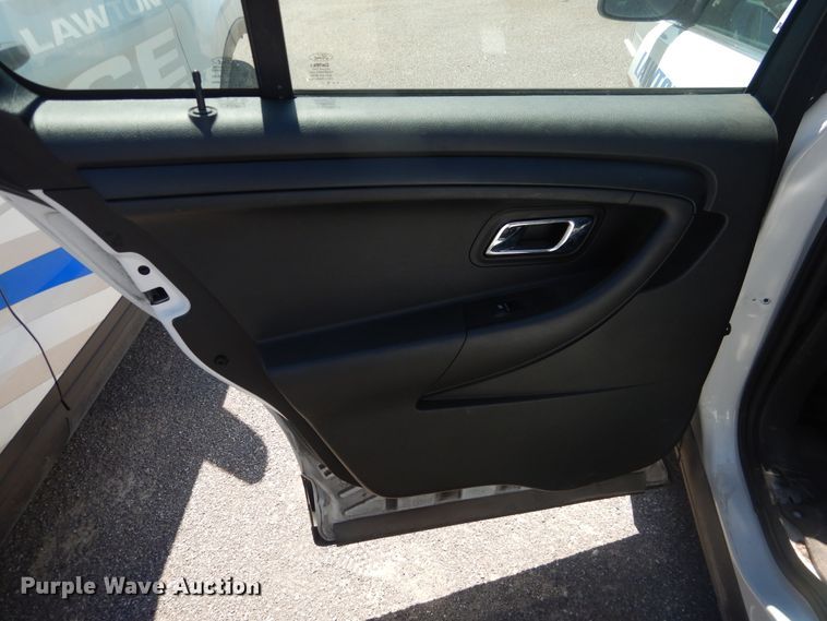 image for item DL0386 2015 Ford Taurus Police