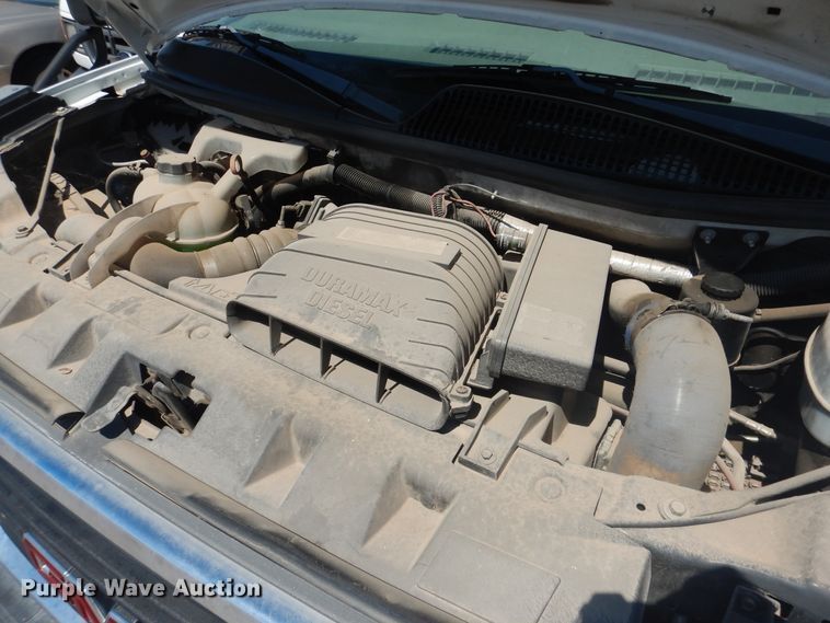 image for item DL0387 2007 GMC Savana G3500  shuttle bus