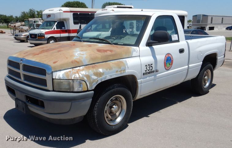 image for item DL0392 1998 Dodge Ram 1500  pickup truck