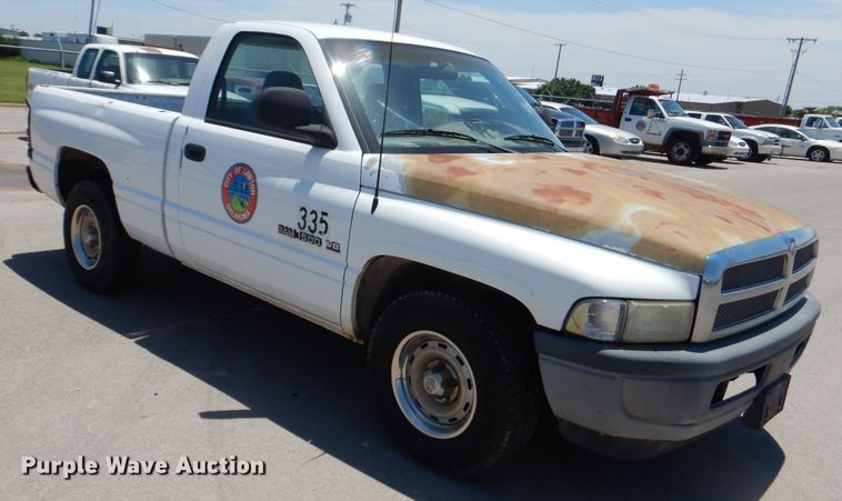 image for item DL0392 1998 Dodge Ram 1500  pickup truck