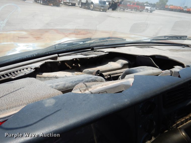 image for item DL0392 1998 Dodge Ram 1500  pickup truck