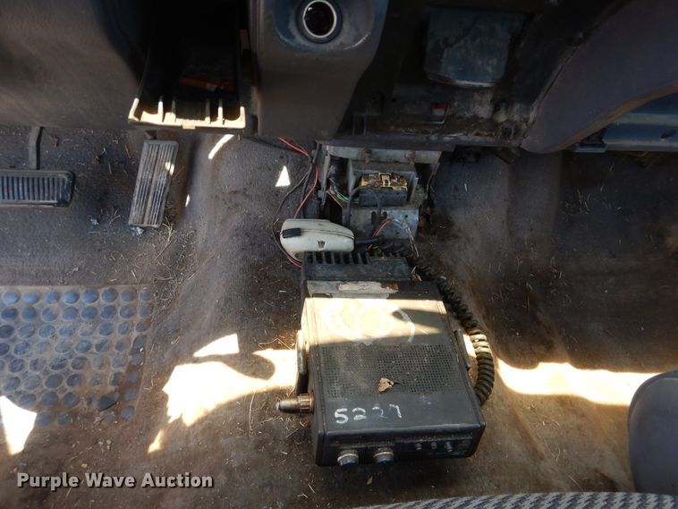 image for item DL0392 1998 Dodge Ram 1500  pickup truck