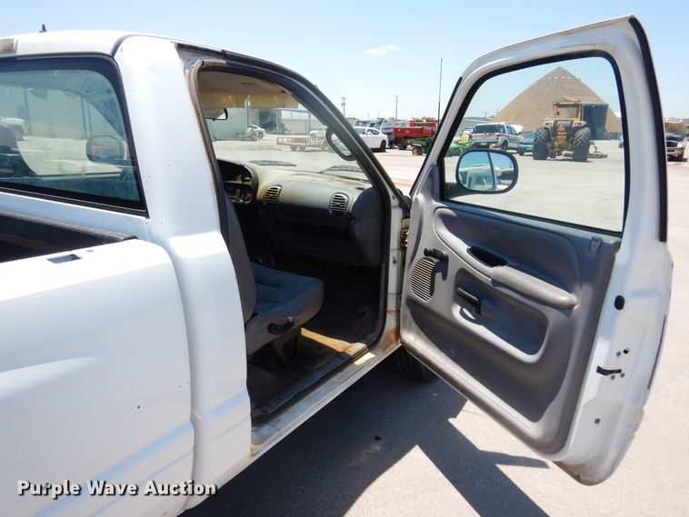 image for item DL0392 1998 Dodge Ram 1500  pickup truck