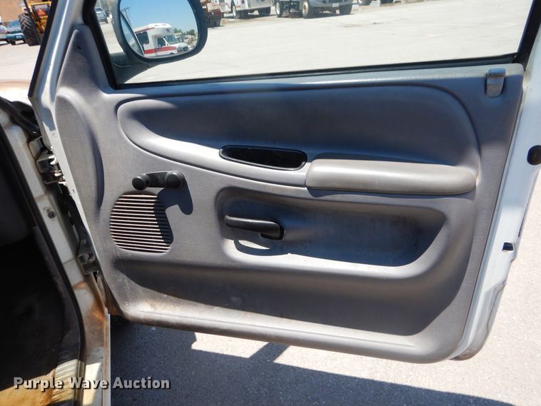 image for item DL0392 1998 Dodge Ram 1500  pickup truck