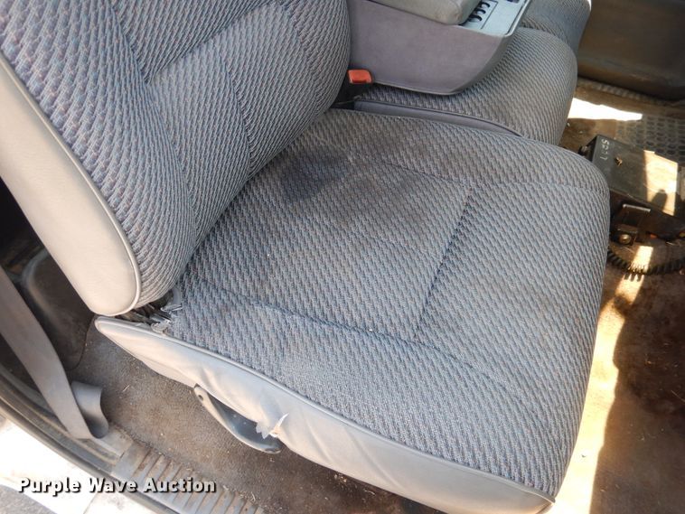 image for item DL0392 1998 Dodge Ram 1500  pickup truck