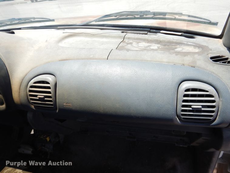 image for item DL0392 1998 Dodge Ram 1500  pickup truck