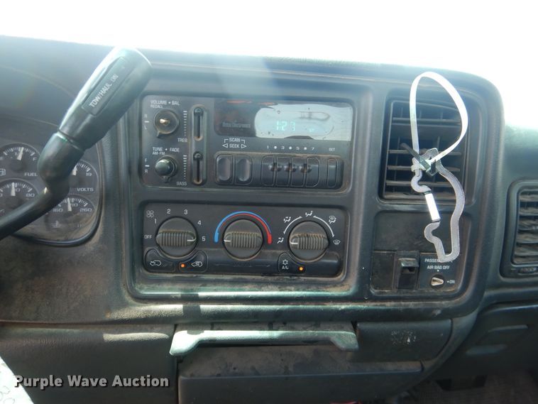 image for item DL0393 2002 Chevrolet Silverado 1500  Ext. Cab pickup truck